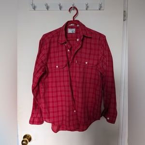 Levi’s red shirt size small